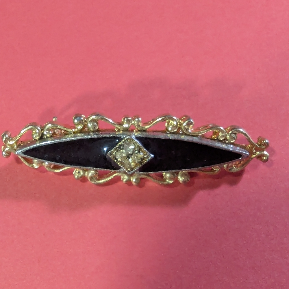 Vintage Victorian Black Enamel Yellow Gold Swirls Brooch/Pin W/Diamonds